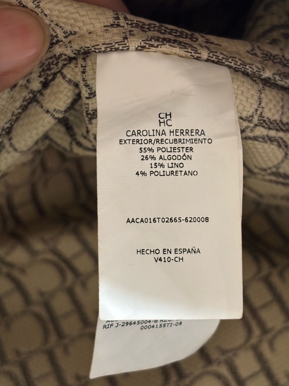 CH Carolina Herrera Black and Tan Leather Tote - Picture 14 of 16